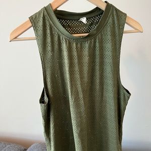 Zyia Olive Chill Tank - Size Small